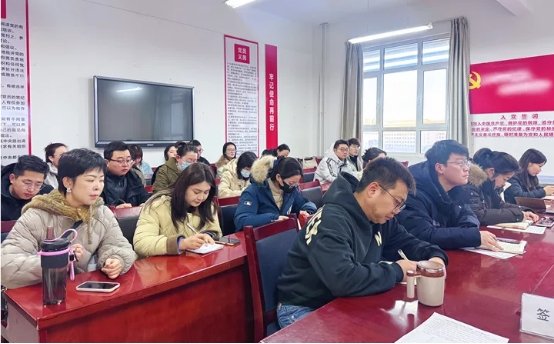 为确保学期末各项工作平稳