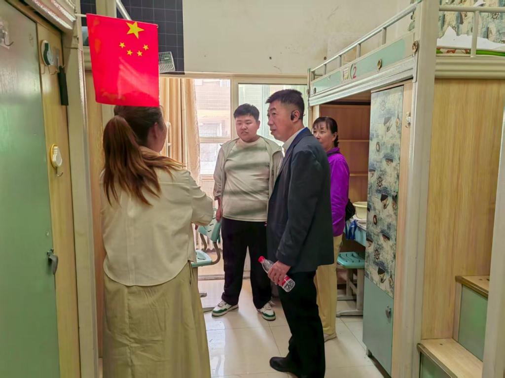 他们风华正茂