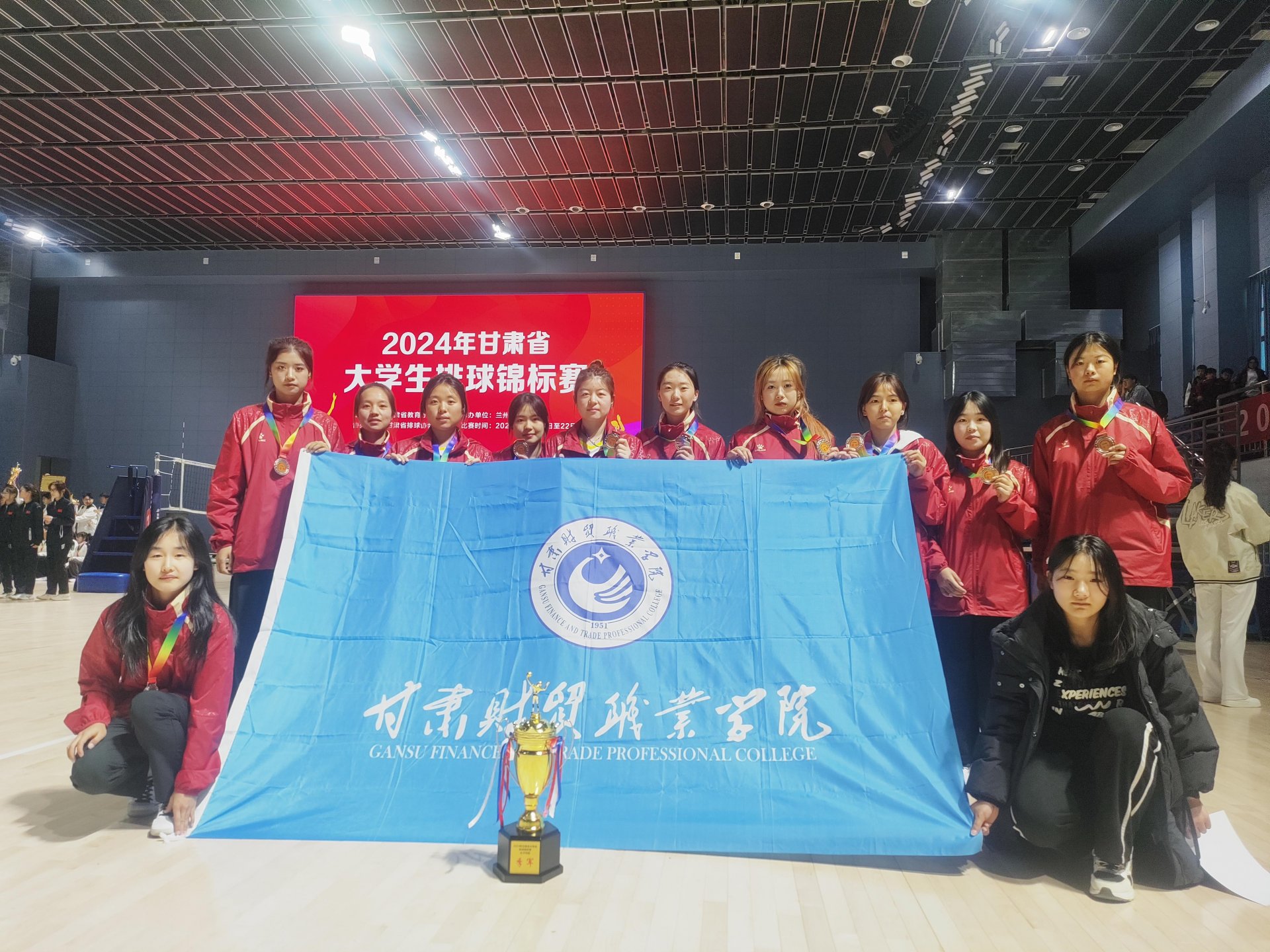 女足姑娘们毫不畏惧